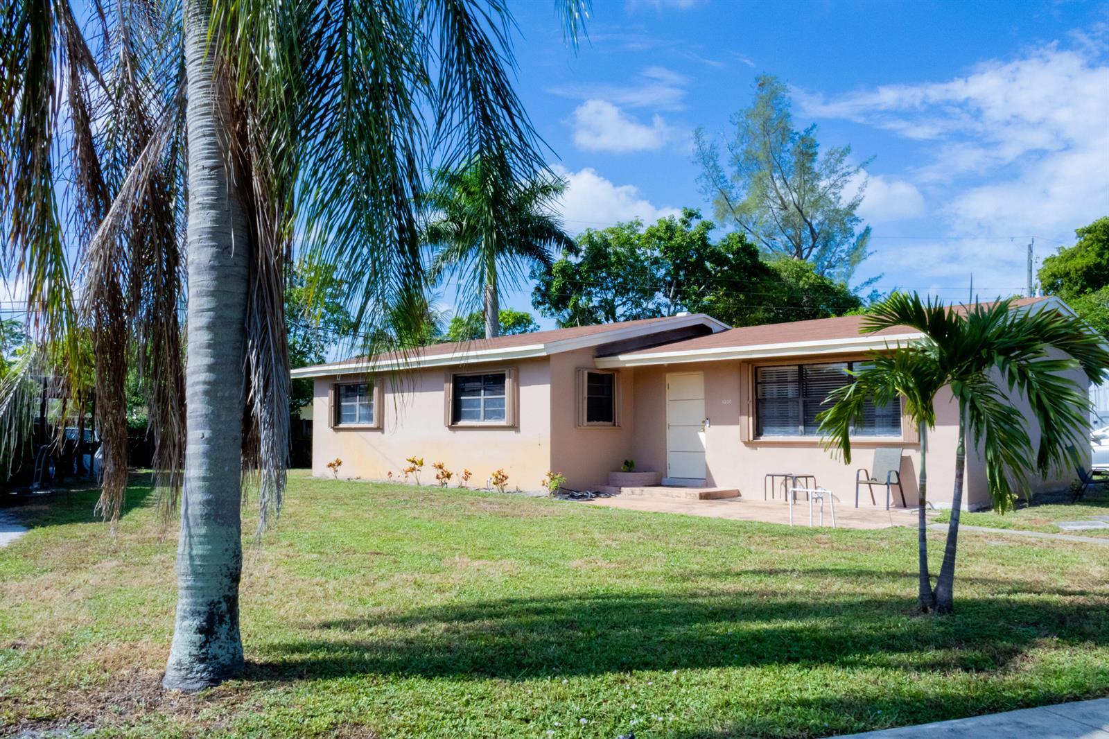1200 NW 18th Street, Fort Lauderdale FL 33311