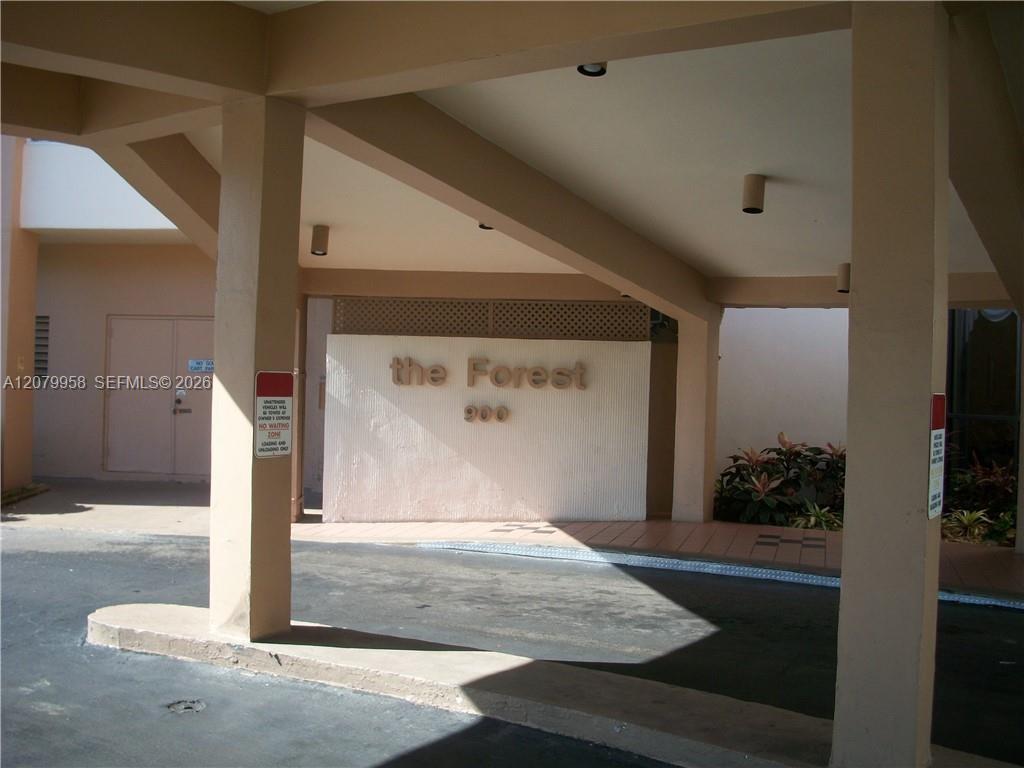 900 St Charles Pl # 213, Pembroke Pines FL 33026