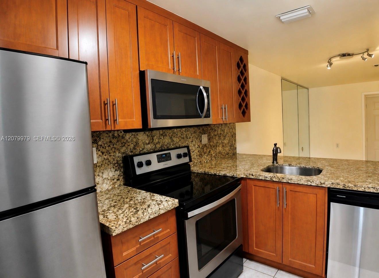 7980 NW 10th St # 38I, Miami FL 33126
