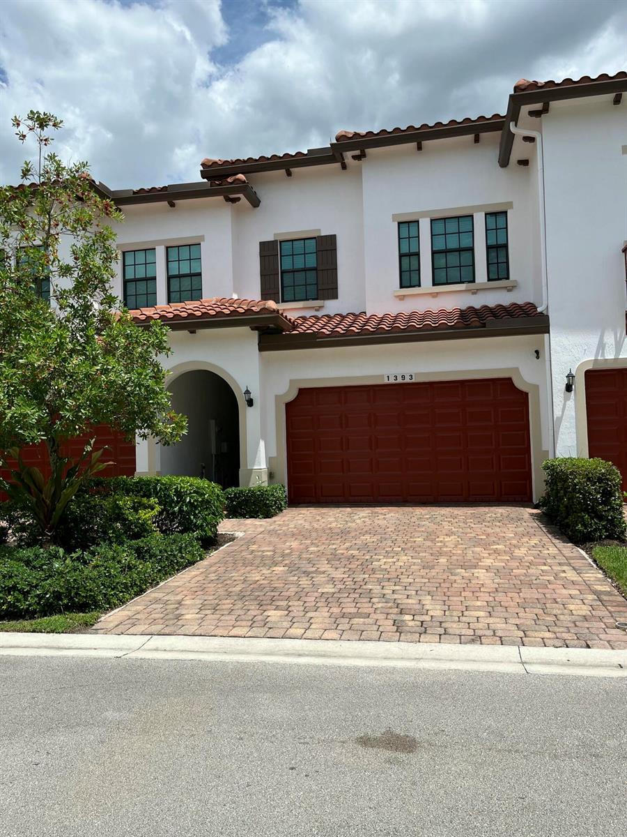 1393 SW 115th Avenue, Pembroke Pines FL 33025