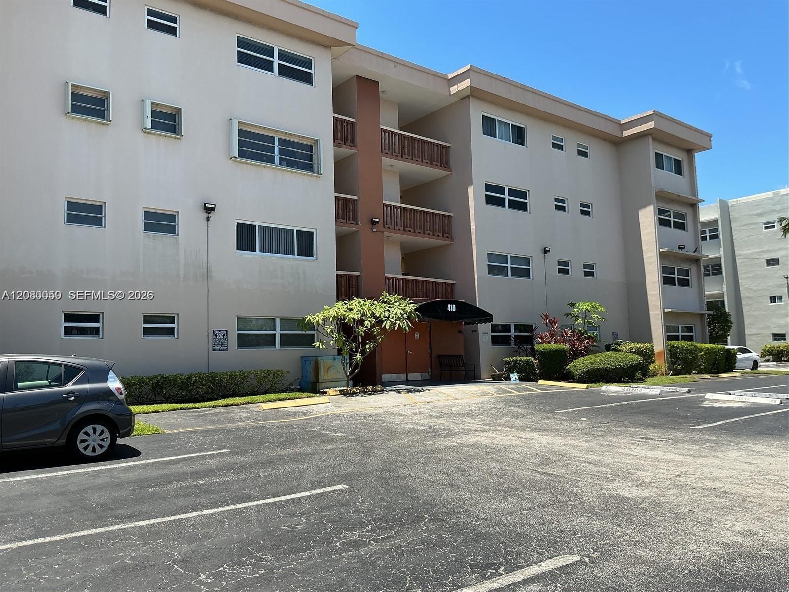 410 SE 2nd St # 318, Hallandale Beach FL 33009