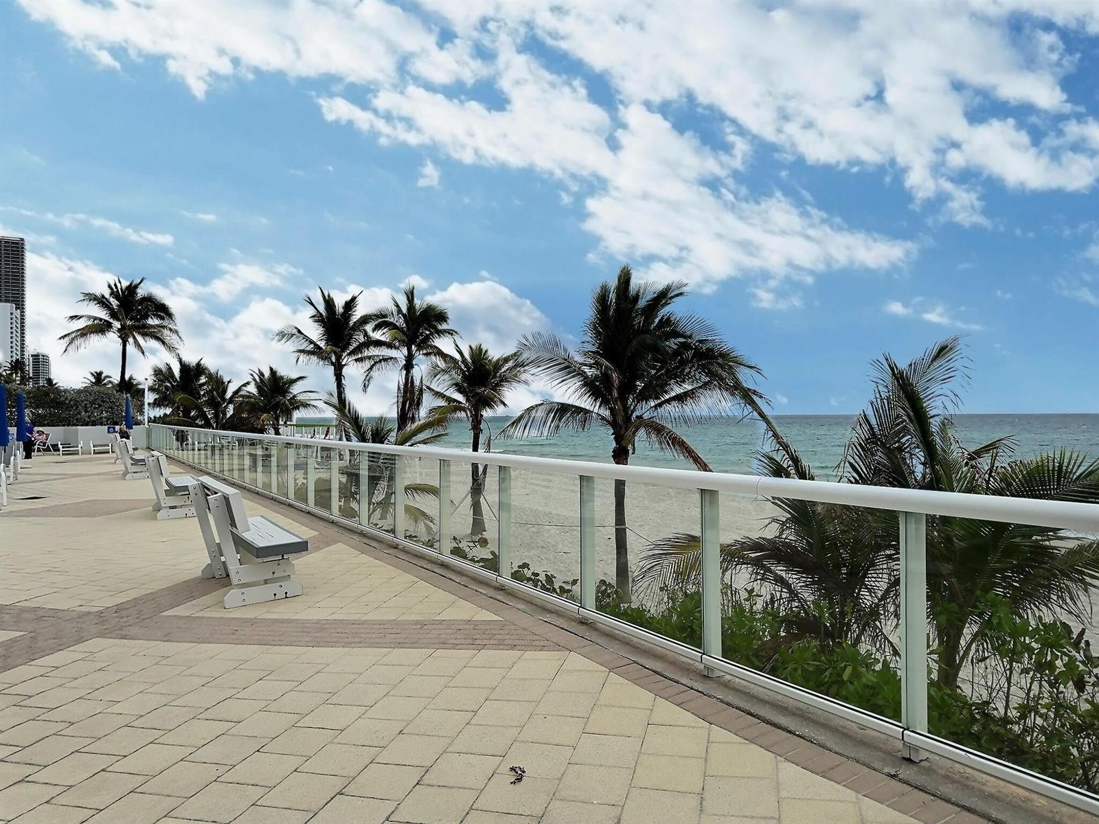 2030 S Ocean Drive # 1626, Hallandale Beach FL 33009