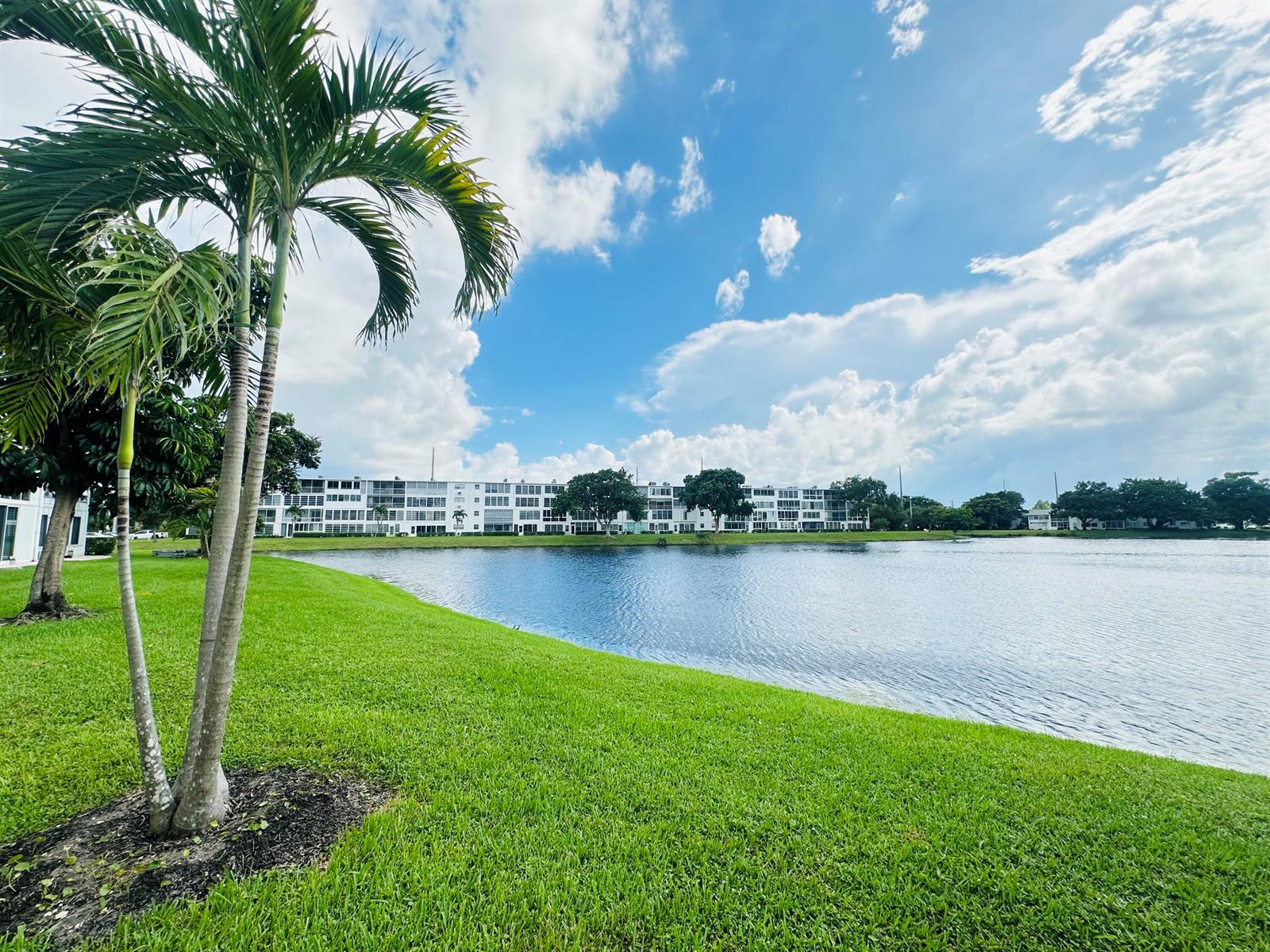 1080 HARWOOD F # 1080, Deerfield Beach FL 33442