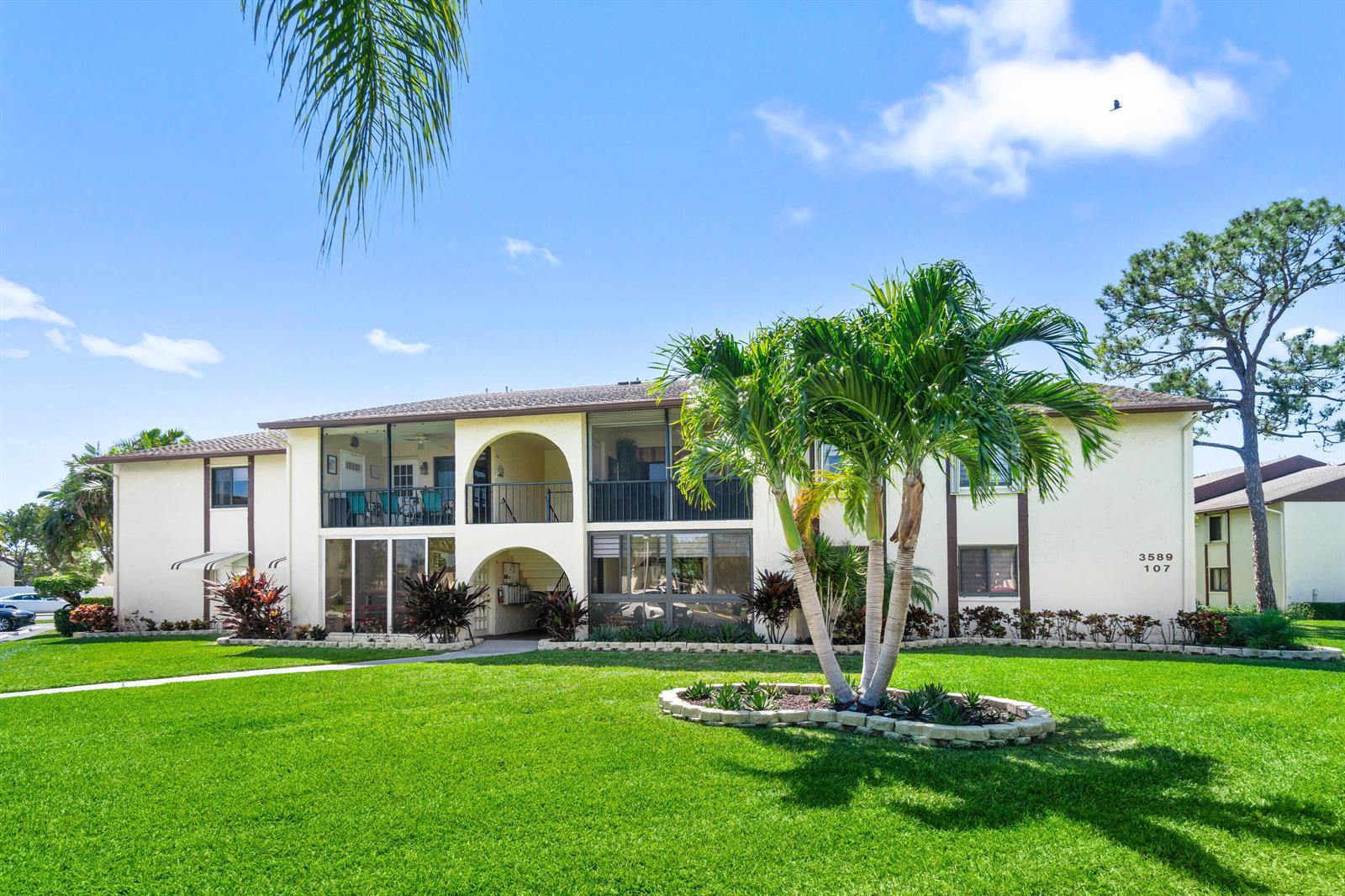 3589 La Aires Court # 2, FL 33463