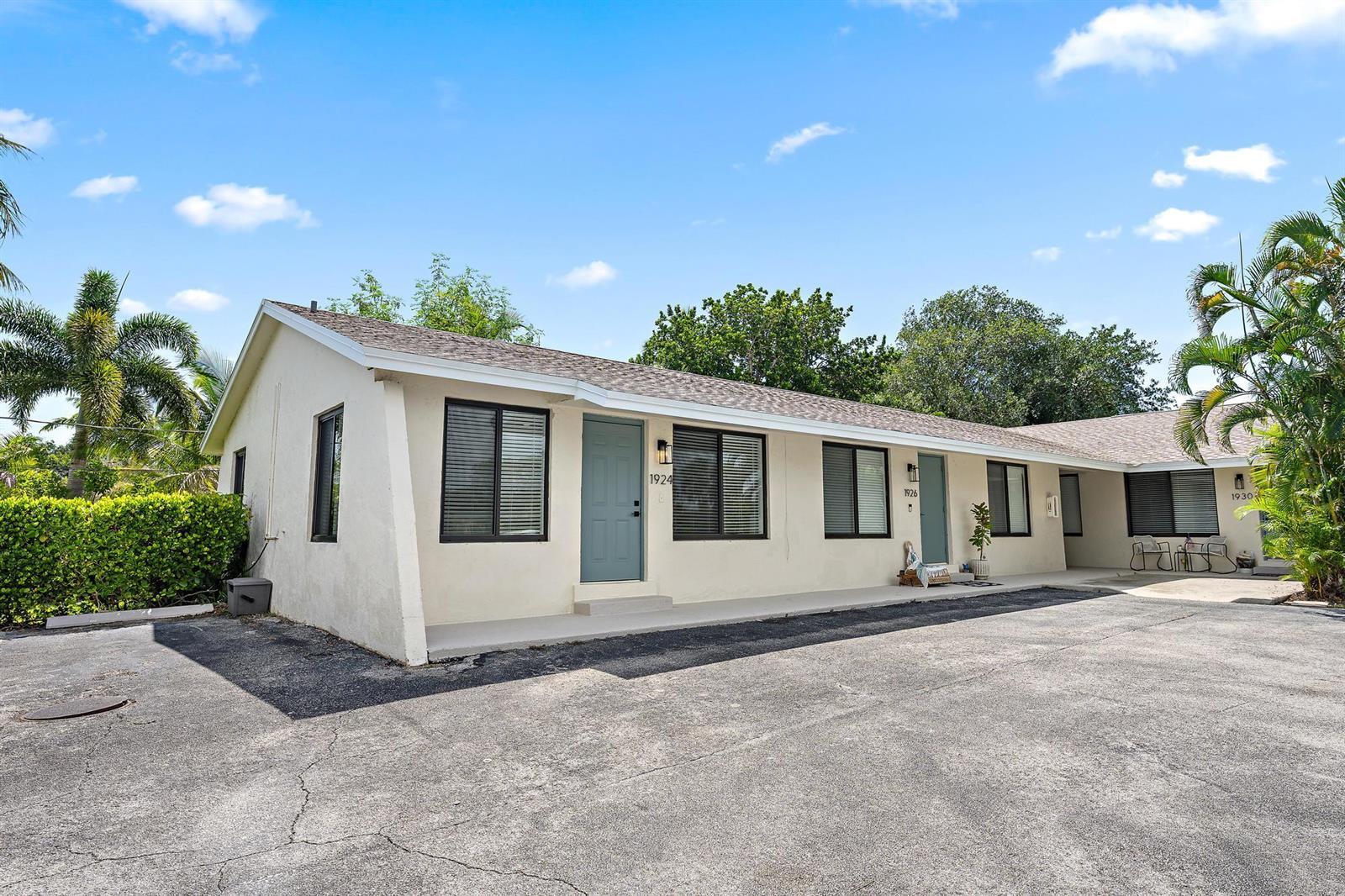 1924 Service Road, North Palm Beach FL 33408