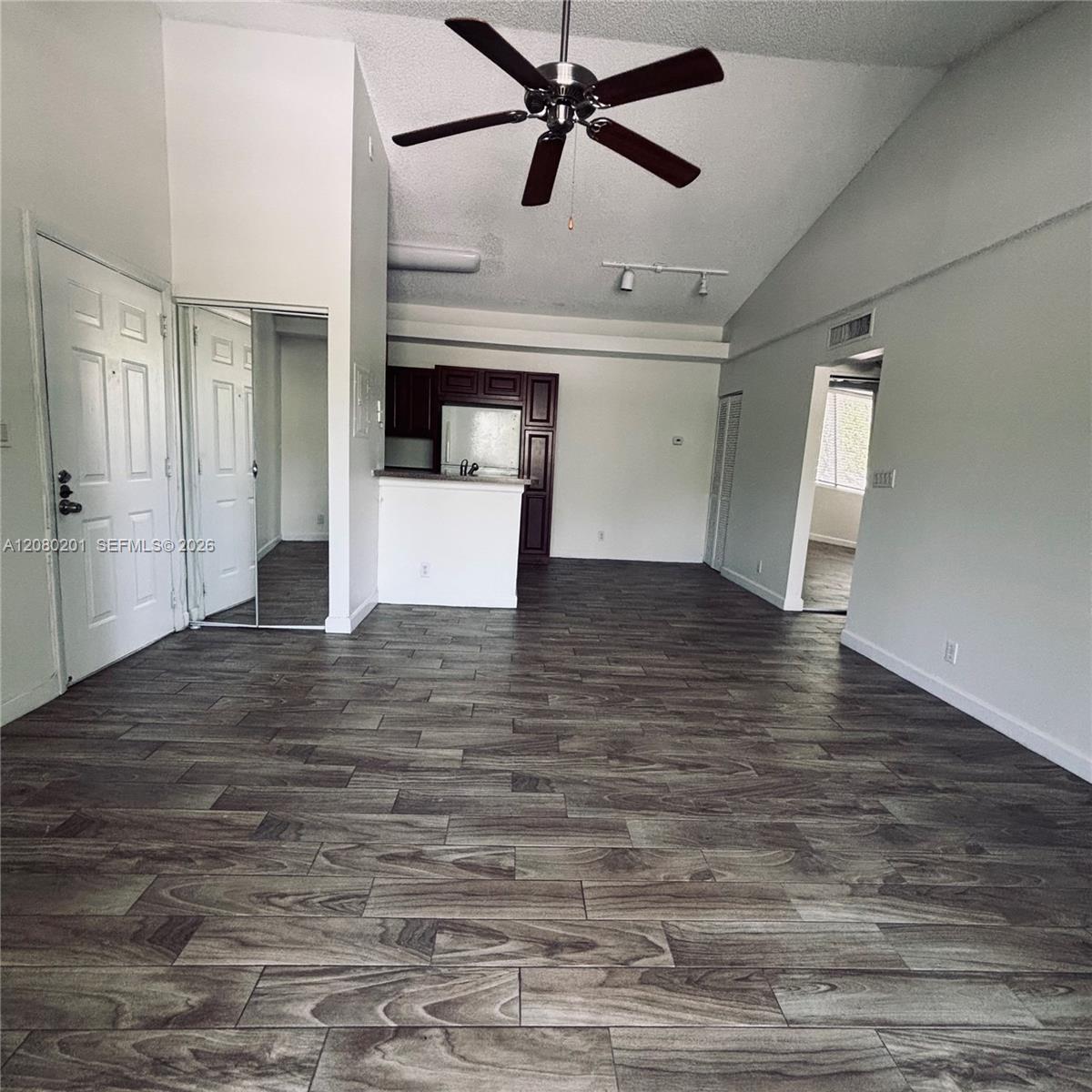 701 Lyons Rd # 13207, Coconut Creek FL 33063