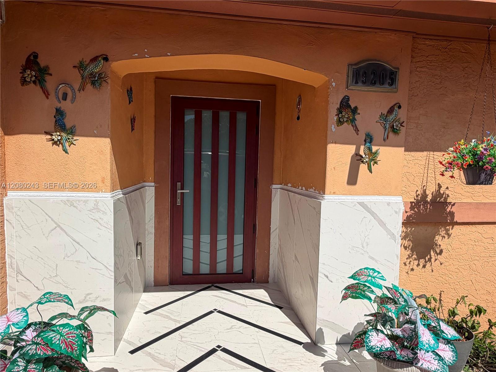 19205 NW 47th Pl, Miami Gardens FL 33055