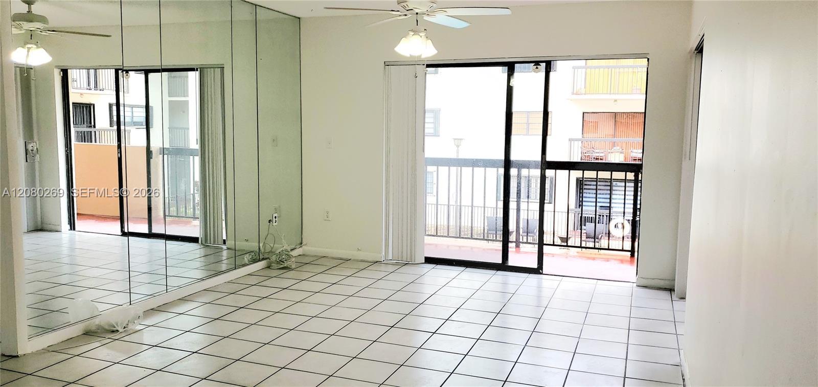 995 SW 84th Ave # 218, Miami FL 33144