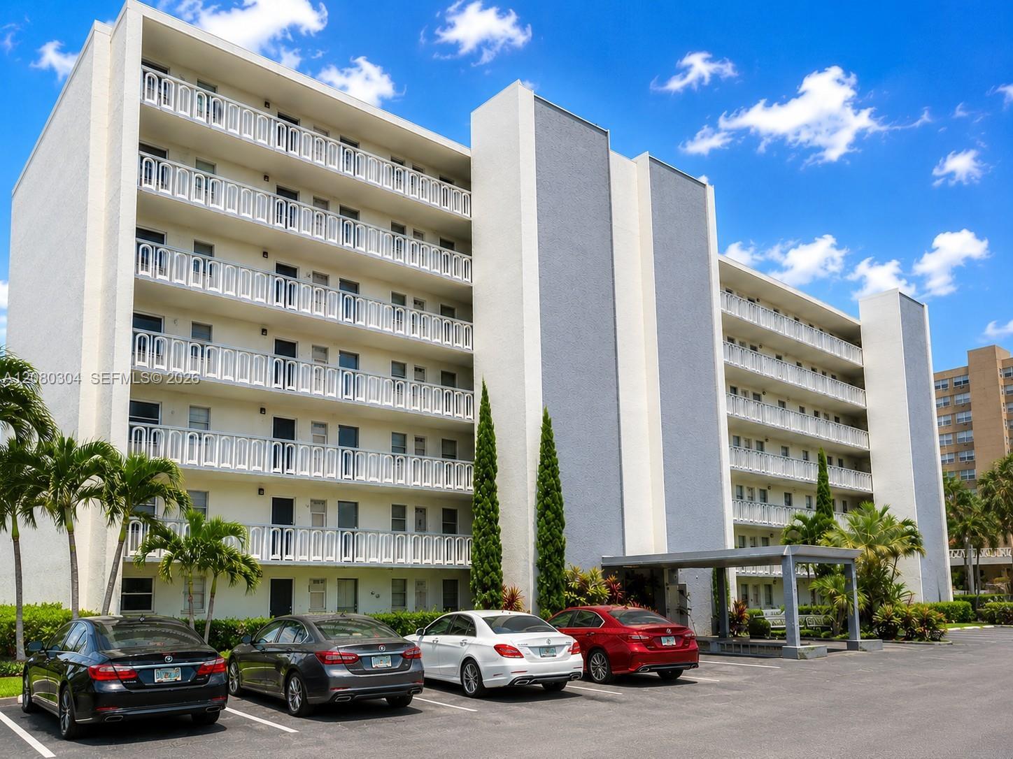 301 NE 14th Ave # 507, Hallandale Beach FL 33009