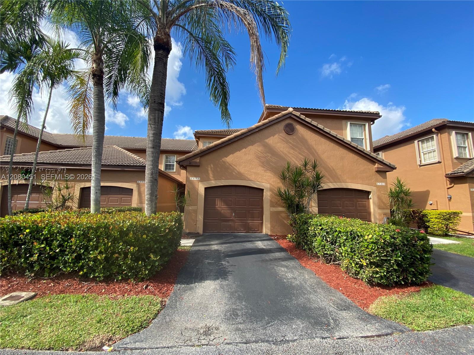 1575 Veracruz Ln, Weston FL 33327