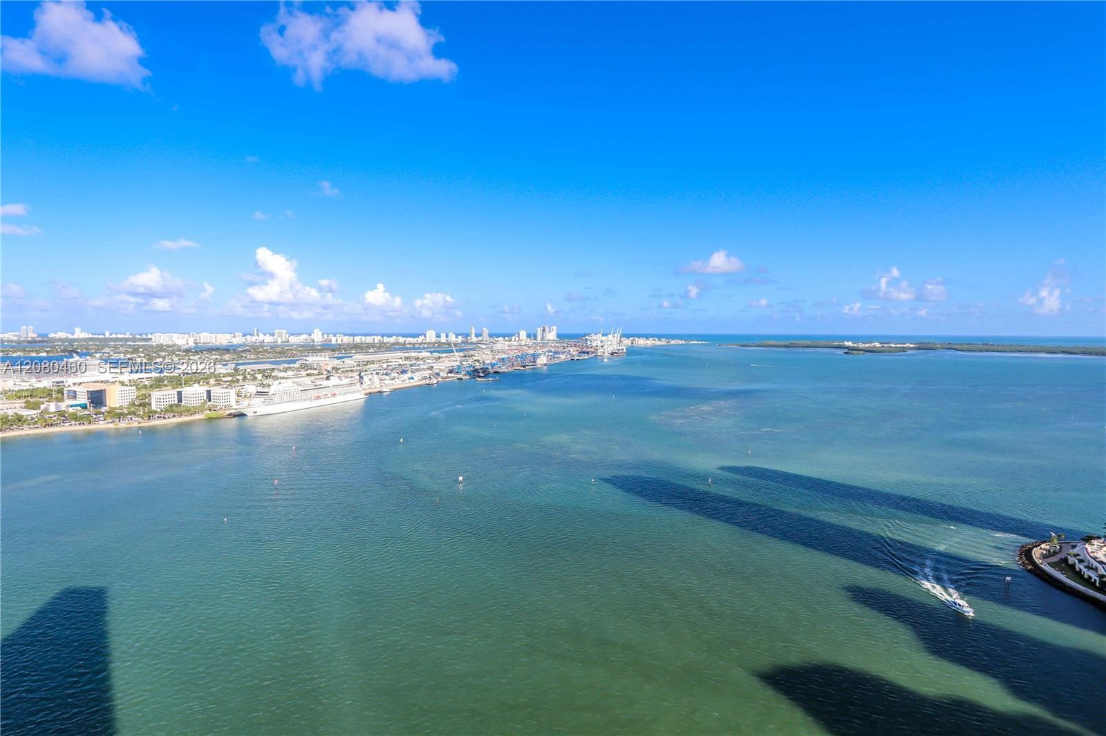335 S Biscayne Blvd # 3709, Miami FL 33131