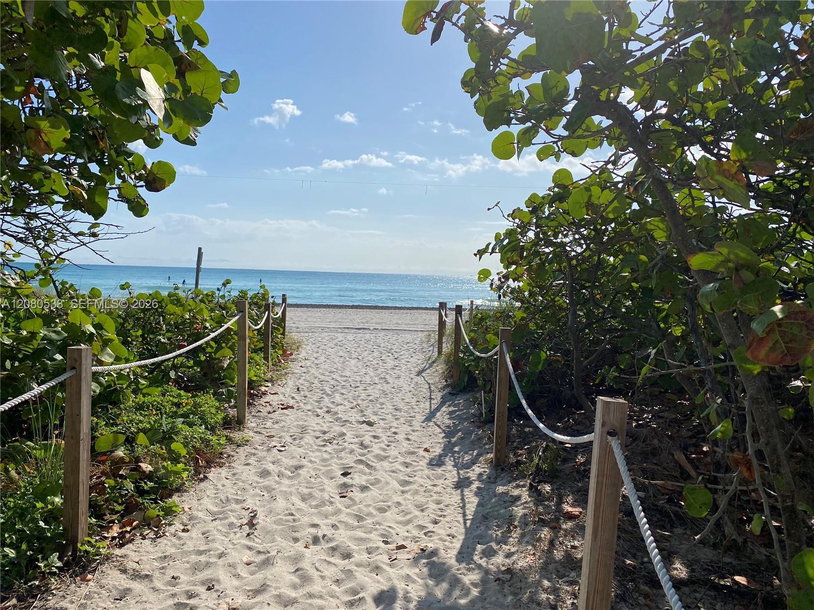 Miami Beach, FL