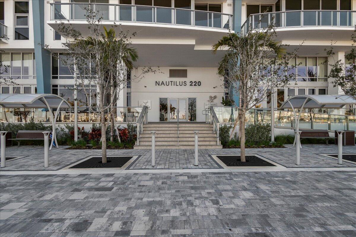 220 LAKE SHORE Drive # 710, West Palm Beach FL 33403