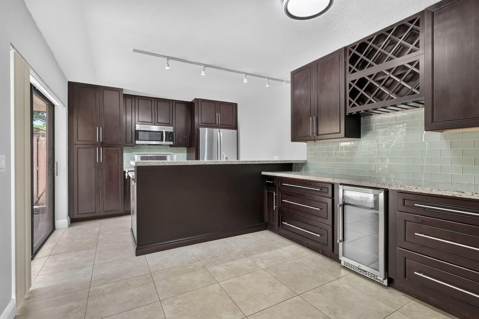 846 BLUE RIDGE Circle, West Palm Beach FL 33409