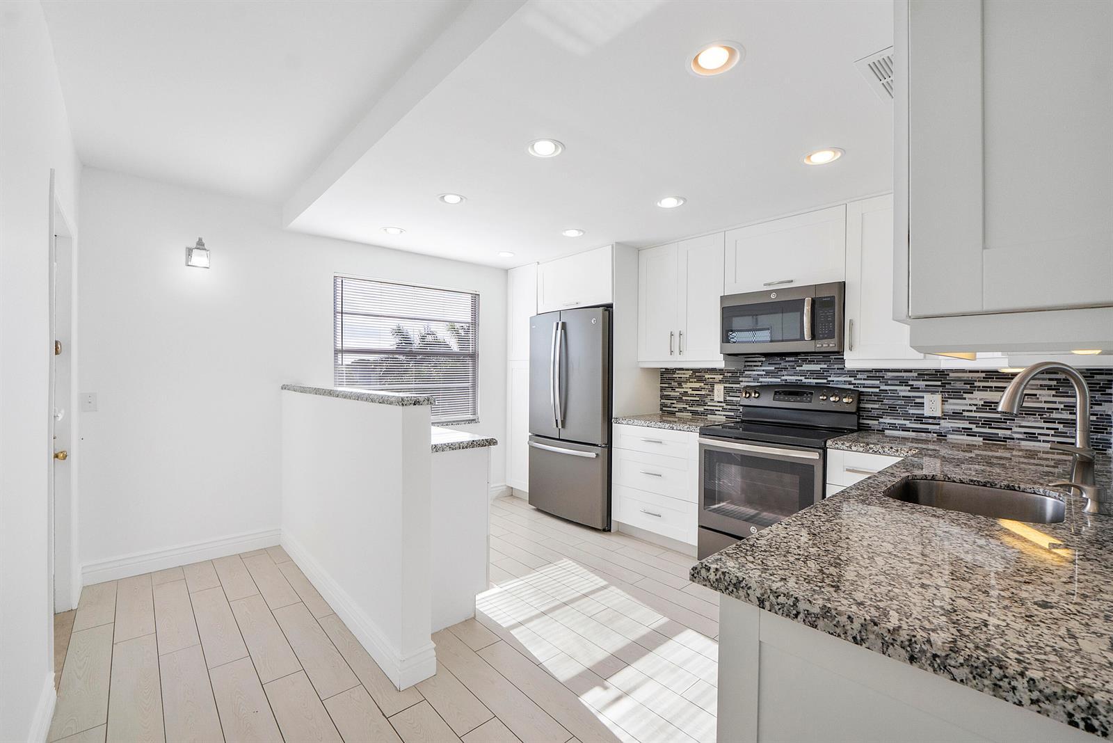 4072 Guildford D, Boca Raton FL 33434