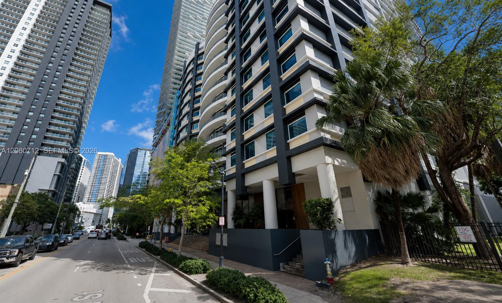 40 SW 13th St, Miami FL 33130