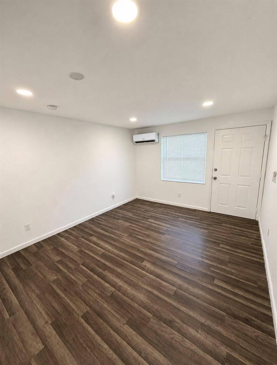 1725 NE 148TH Street # 2, Miami FL 33181