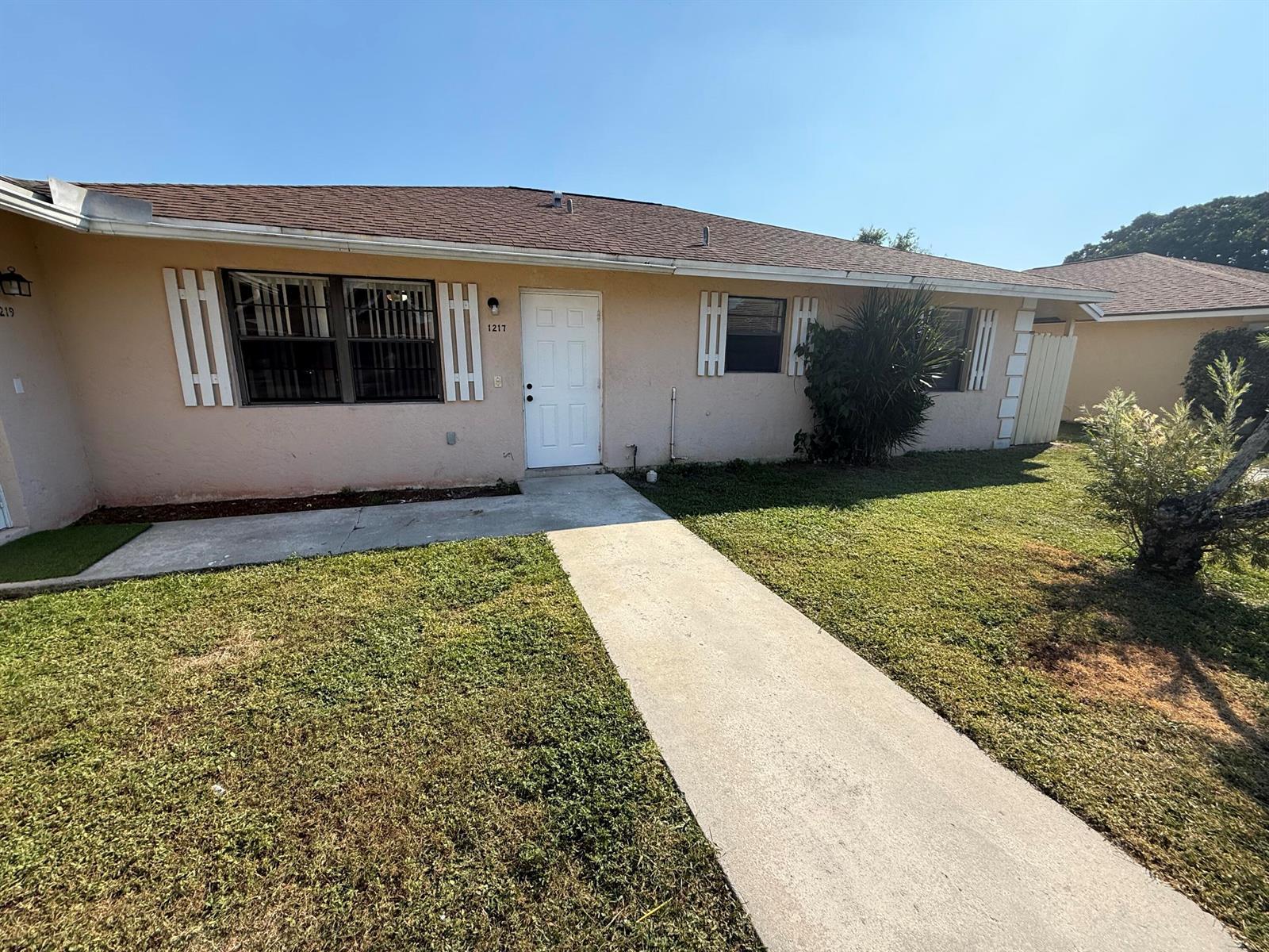 1213 WHITE PINE Drive, Wellington FL 33414