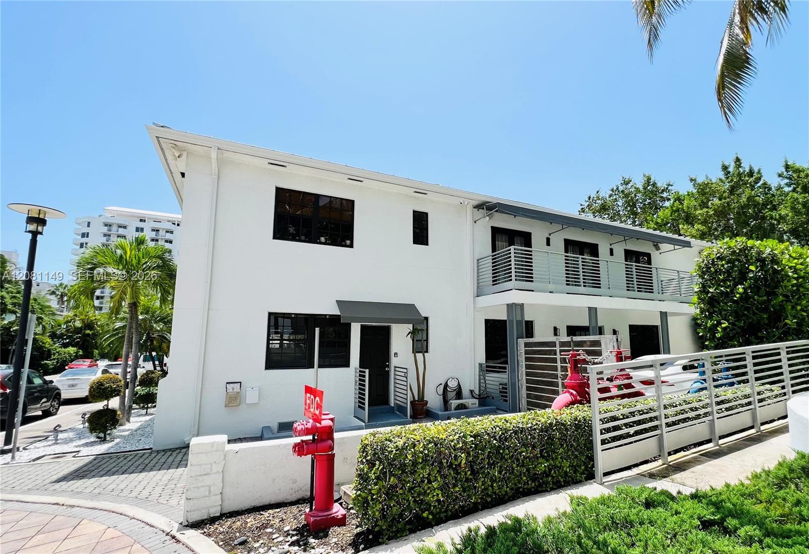 1470 Lincoln Ter # 1, Miami Beach FL 33139