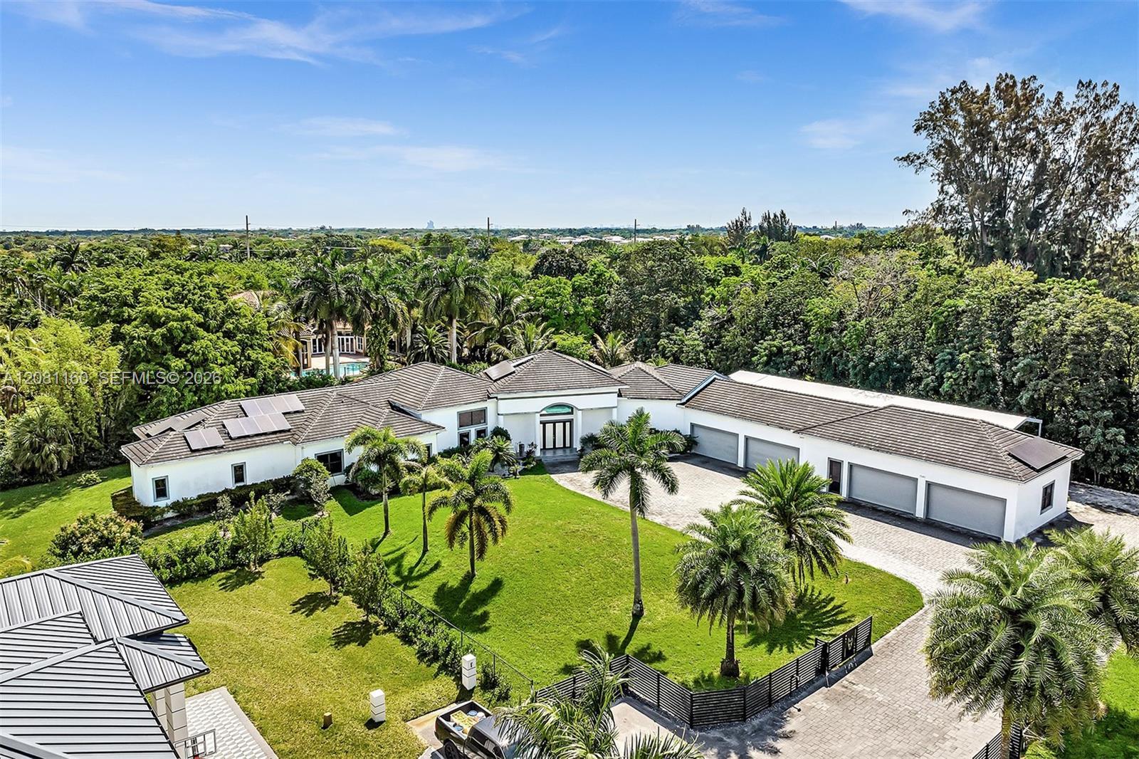 1540 SW 115th Ave, Davie FL 33325
