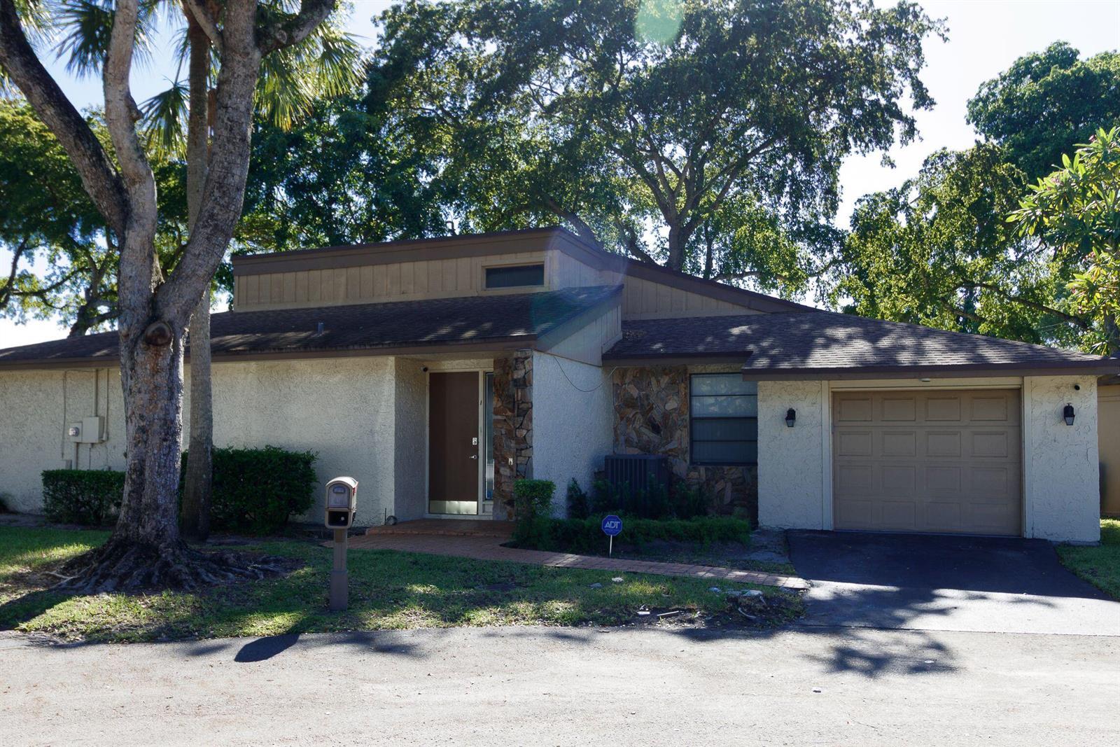 8197 ROYAL PALM Court # 5, Tamarac FL 33321