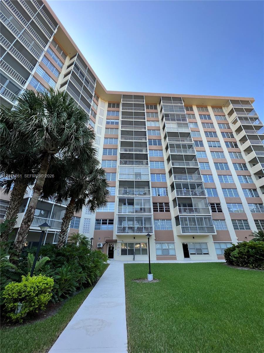 10777 W Sample Rd # 301, Coral Springs FL 33065