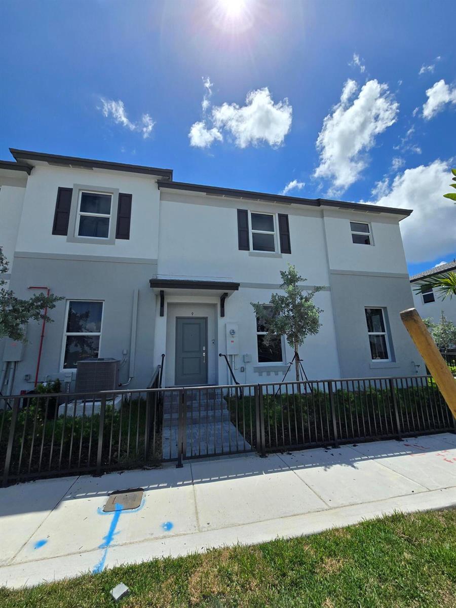 15671 SW 280th Street UNIT 9, Homestead FL 33032