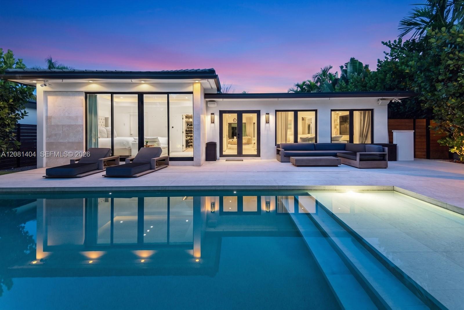 771 Fairway Dr, Miami Beach FL 33141