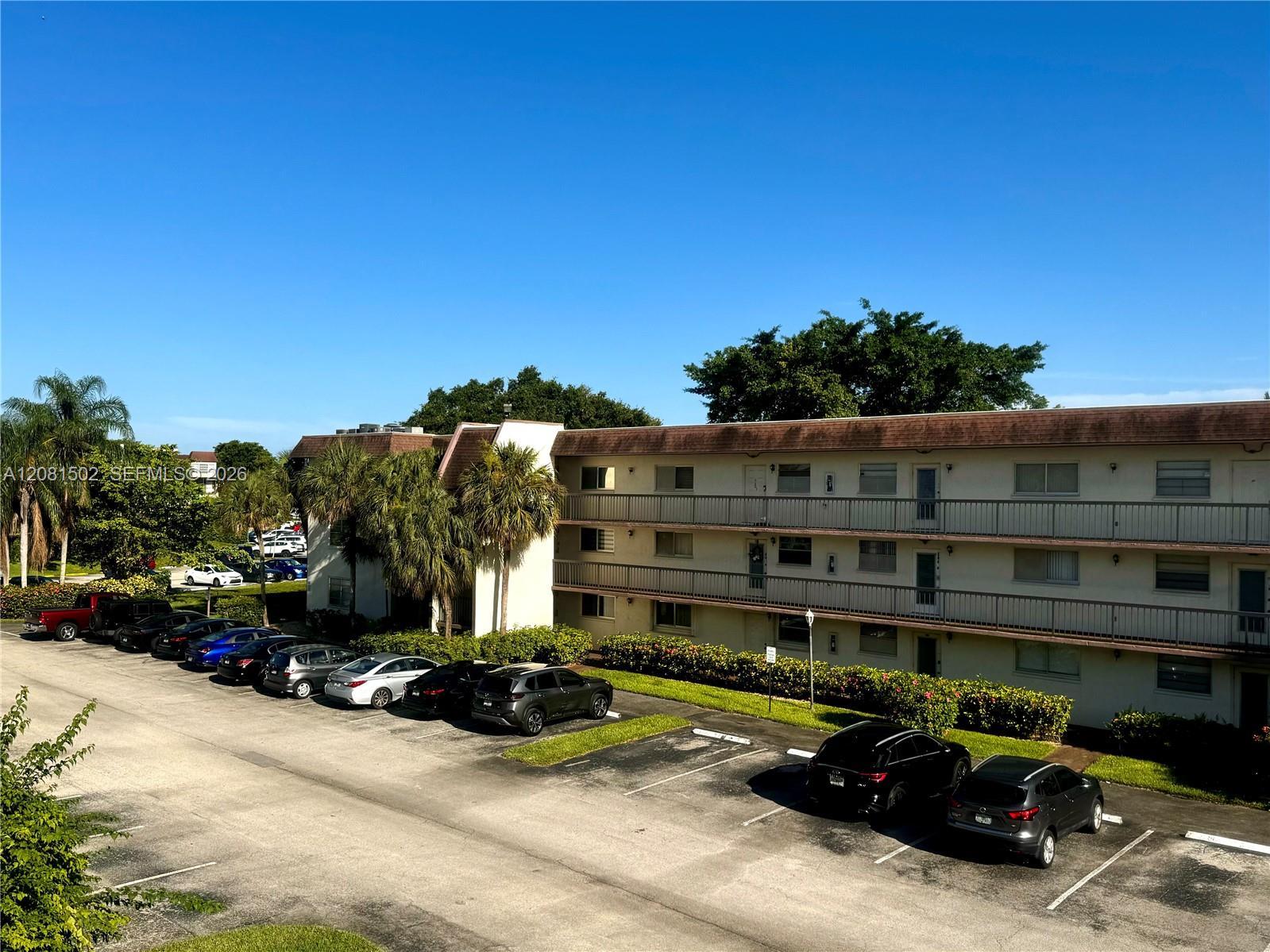 1751 NW 75th Ave # 310, Plantation FL 33313