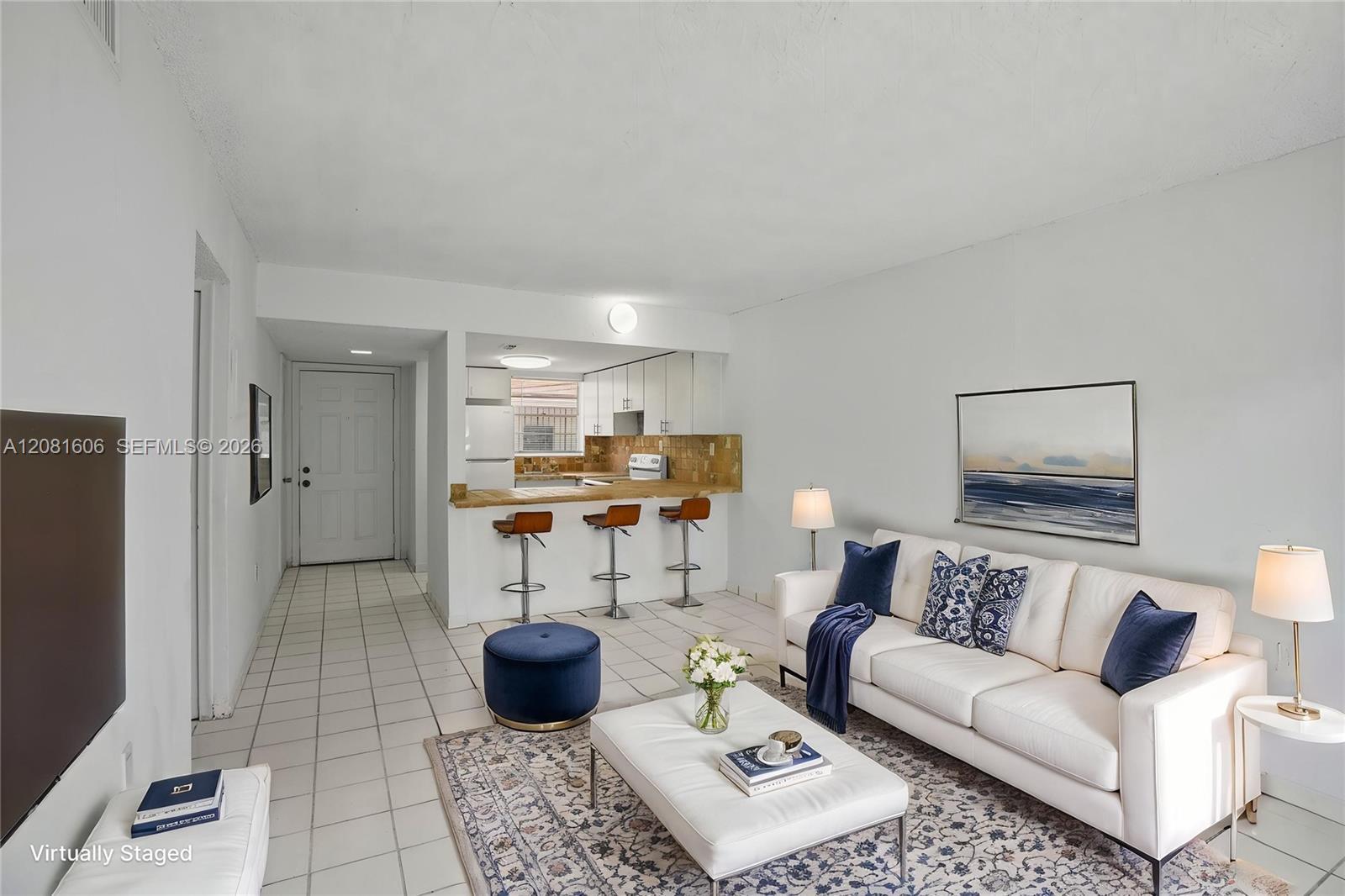 461 SW 7th St # 4, Miami FL 33130