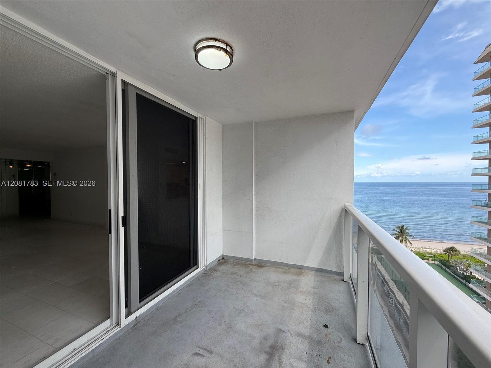 1904 S Ocean Dr # 1206, Hallandale Beach FL 33009
