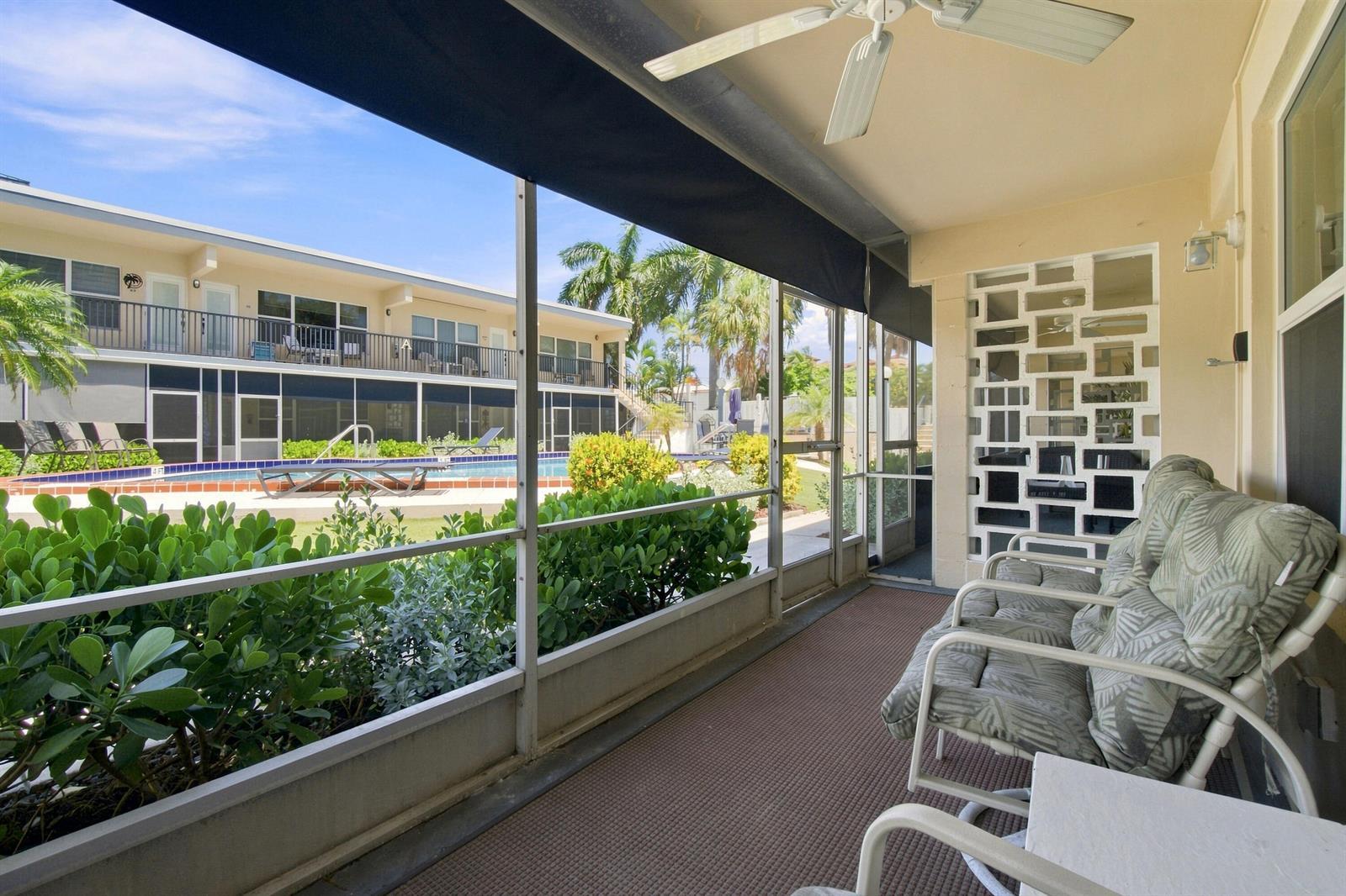 1960 NE 1ST Street # B4, Deerfield Beach FL 33441