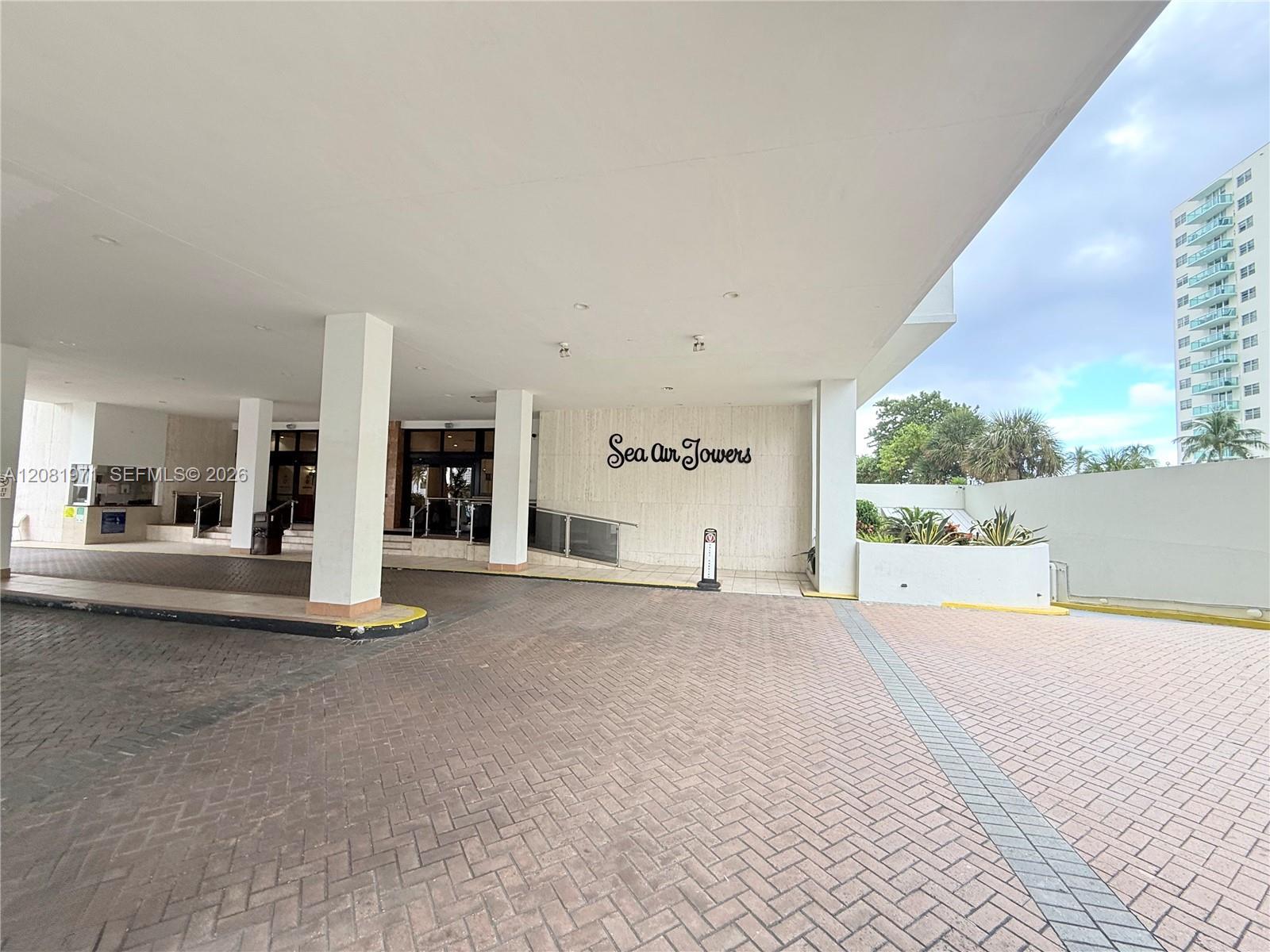 3725 S Ocean Dr # 423, Hollywood FL 33019