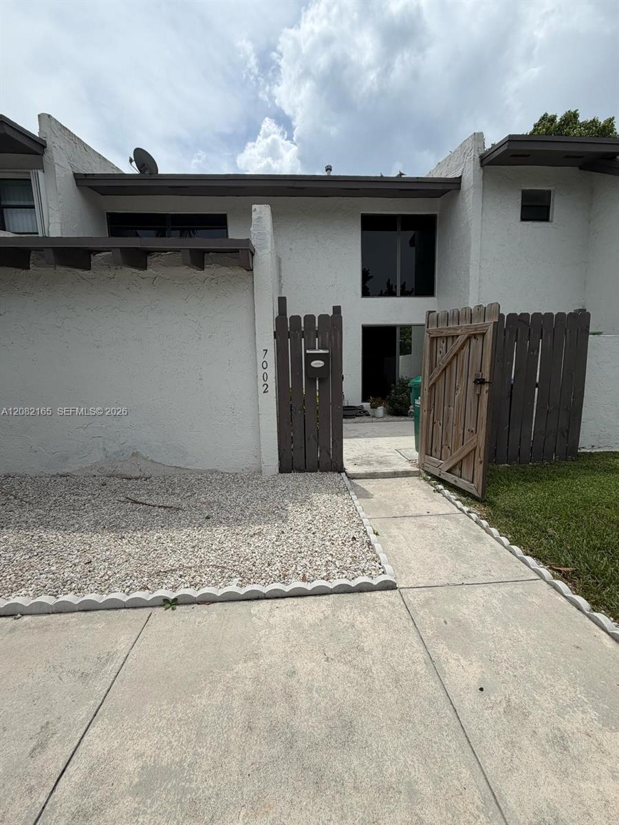 7002 SW 114th Ave # 7002, Miami FL 33173