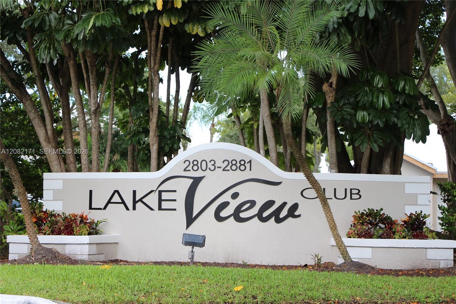 2890 N Oakland Forest Dr # 204, Oakland Park FL 33309