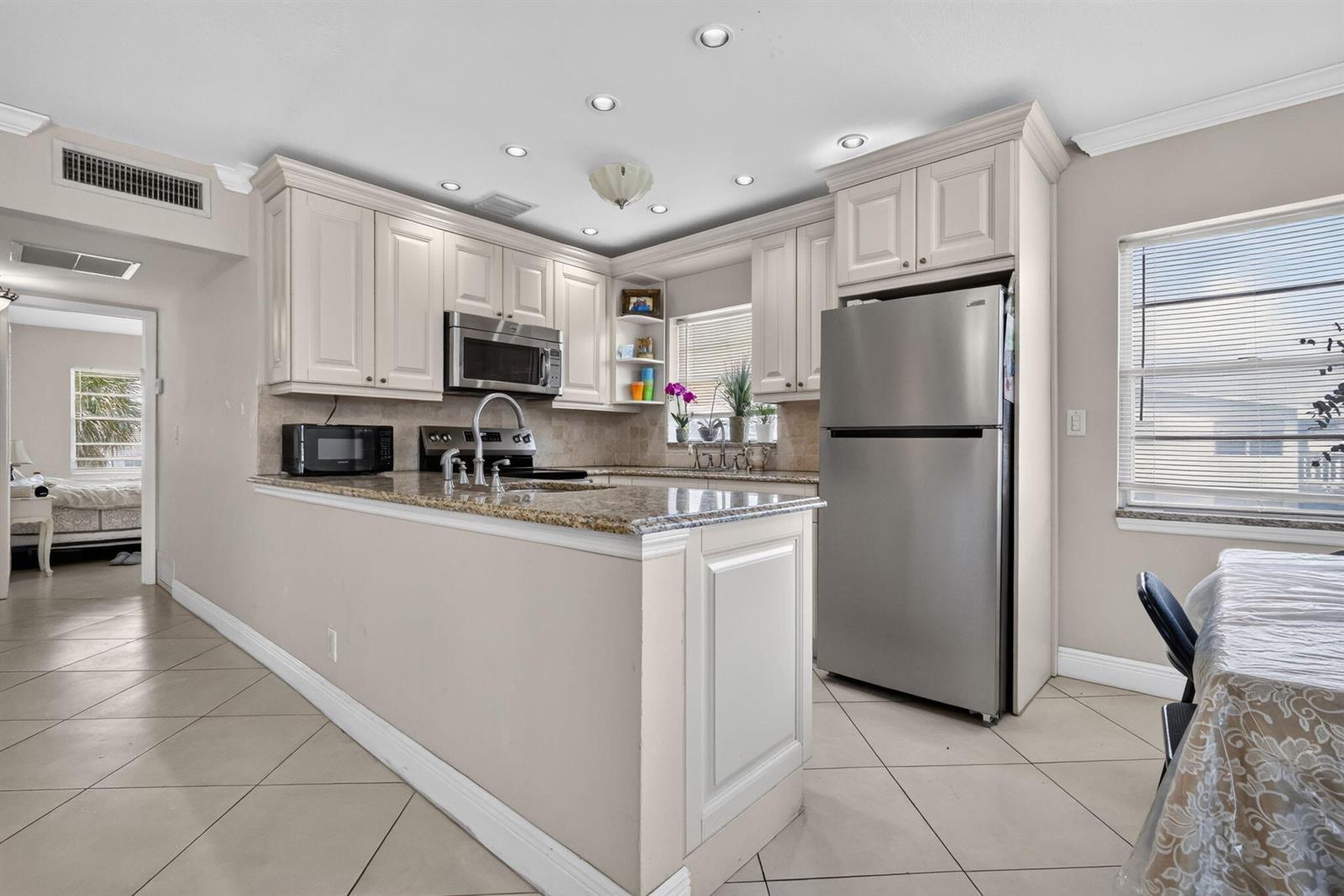 181 COVENTRY H, West Palm Beach FL 33417
