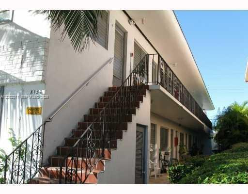 8132 Harding Ave # 9, Miami Beach FL 33141