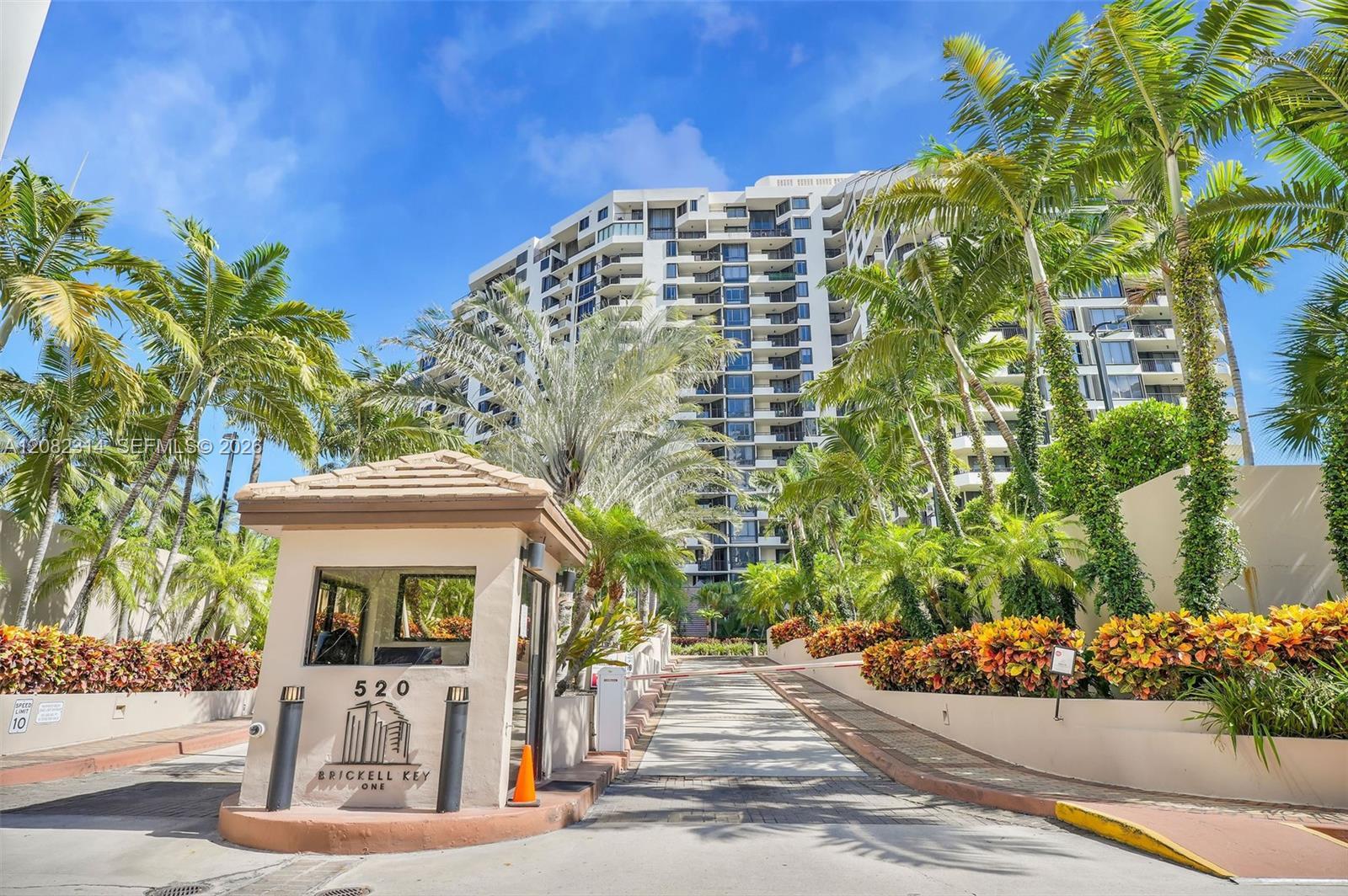 520 Brickell Key Dr # A1007, Miami FL 33131