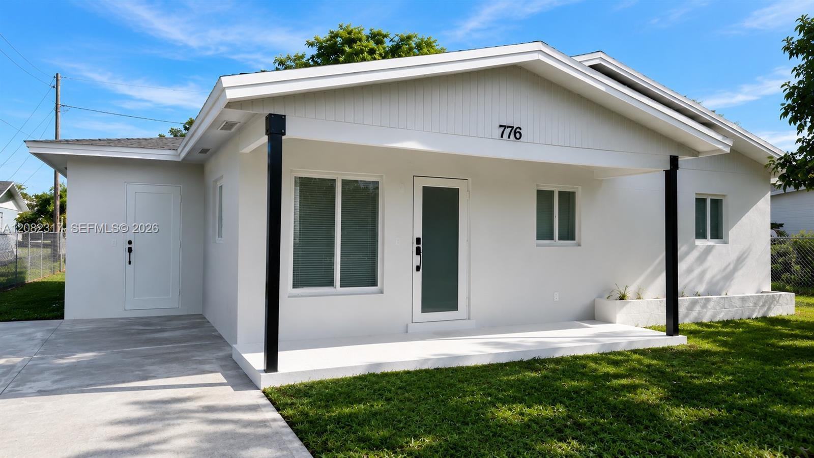 776 NW 10th St, Florida City FL 33034