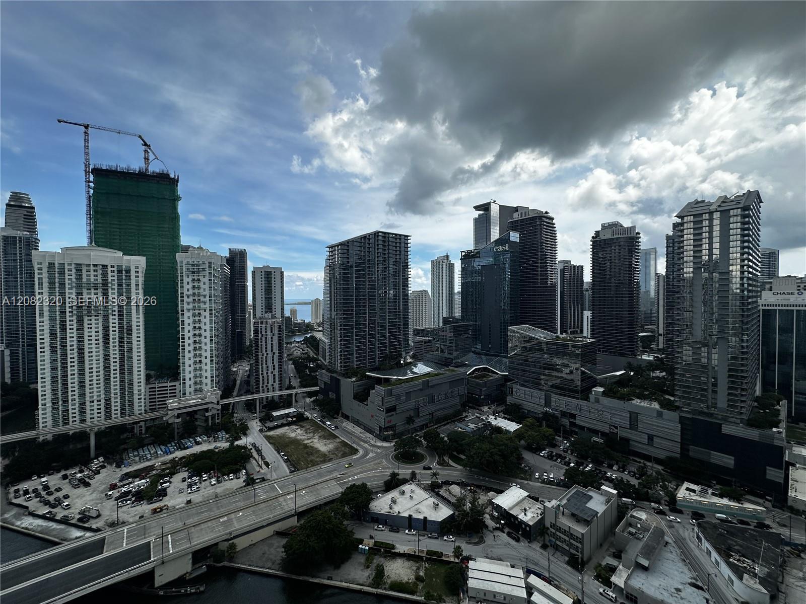 92 SW 3rd St # 3501, Miami FL 33130