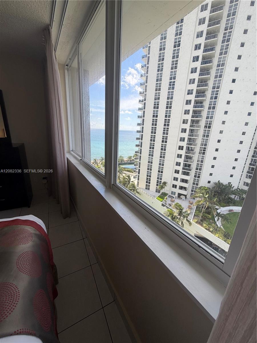 19201 Collins Ave # 943, Sunny Isles Beach FL 33160