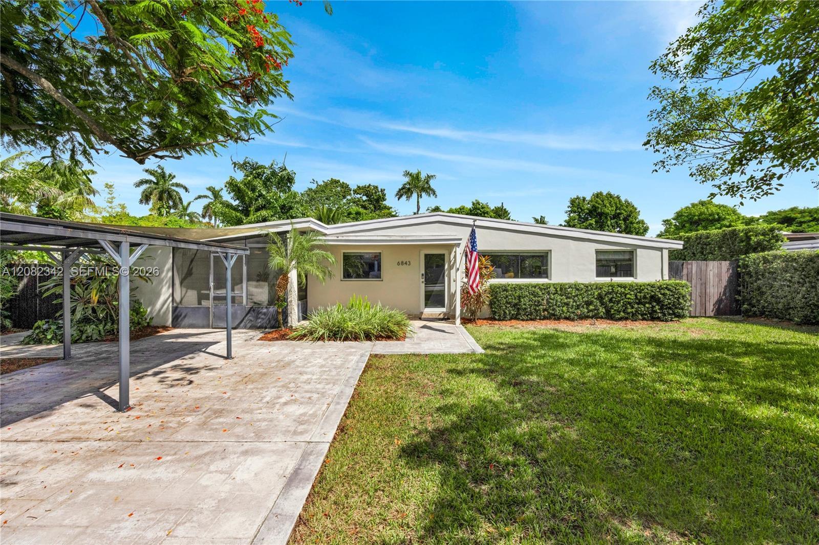 6843 SW 53rd St, Miami FL 33155