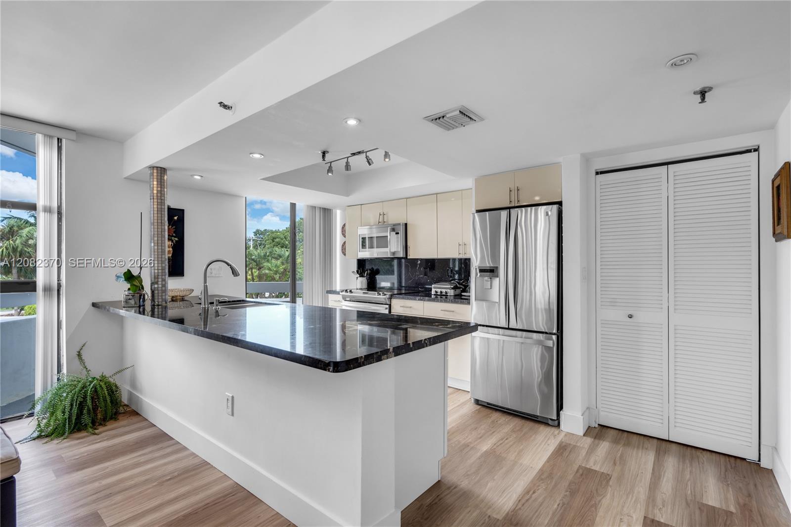 2501 BRICKELL AV # 201, Miami FL 33129