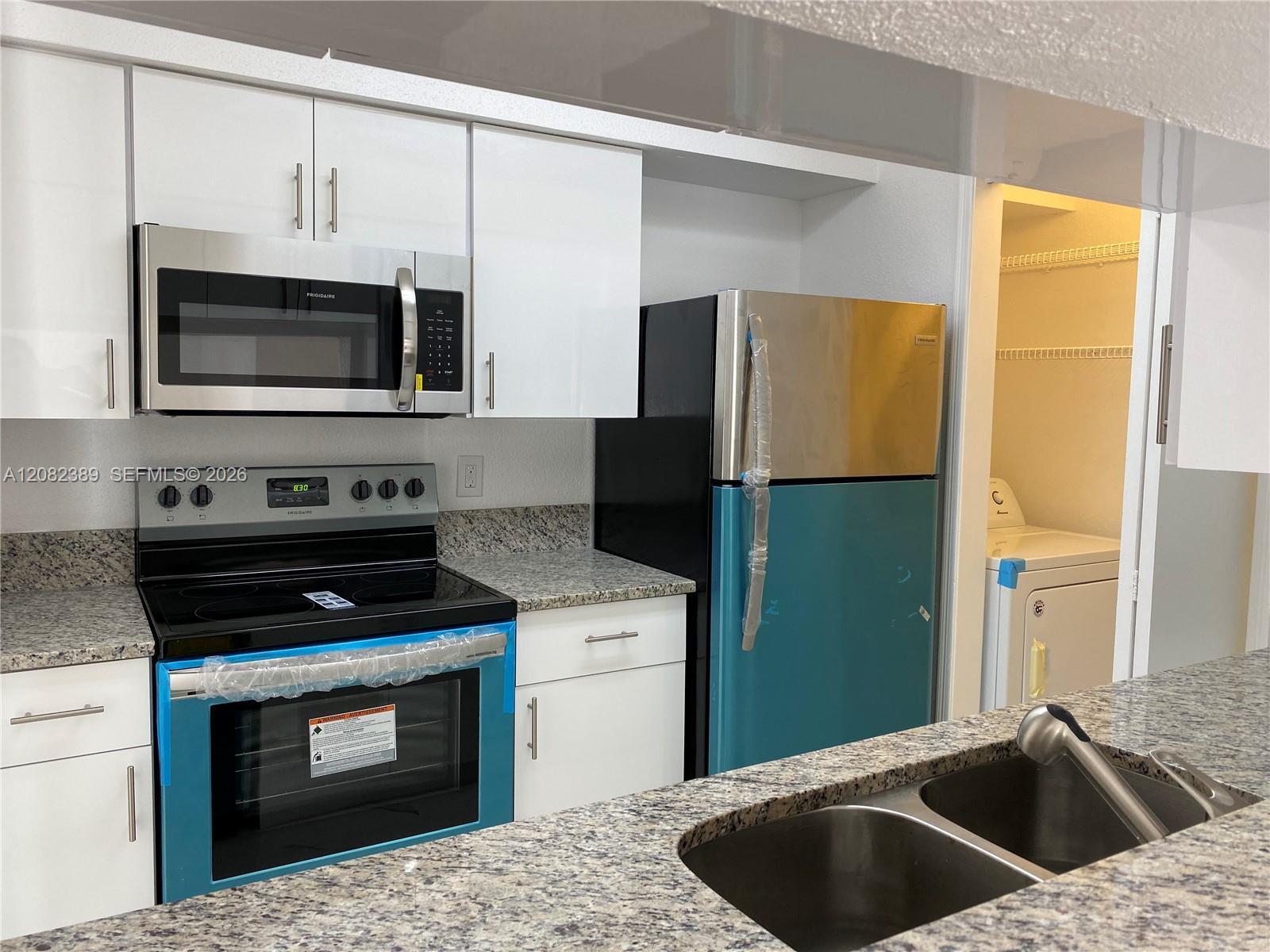 733 Riverside Dr # 1212, Coral Springs FL 33071