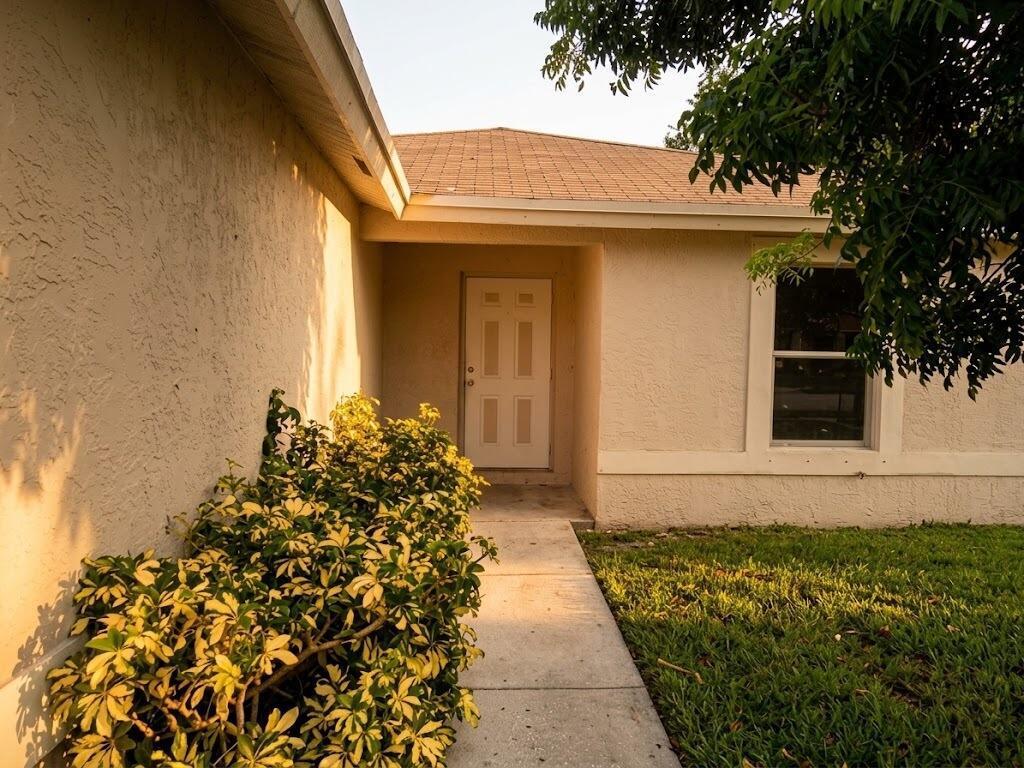 2711 NW 13TH Street, Fort Lauderdale FL 33311