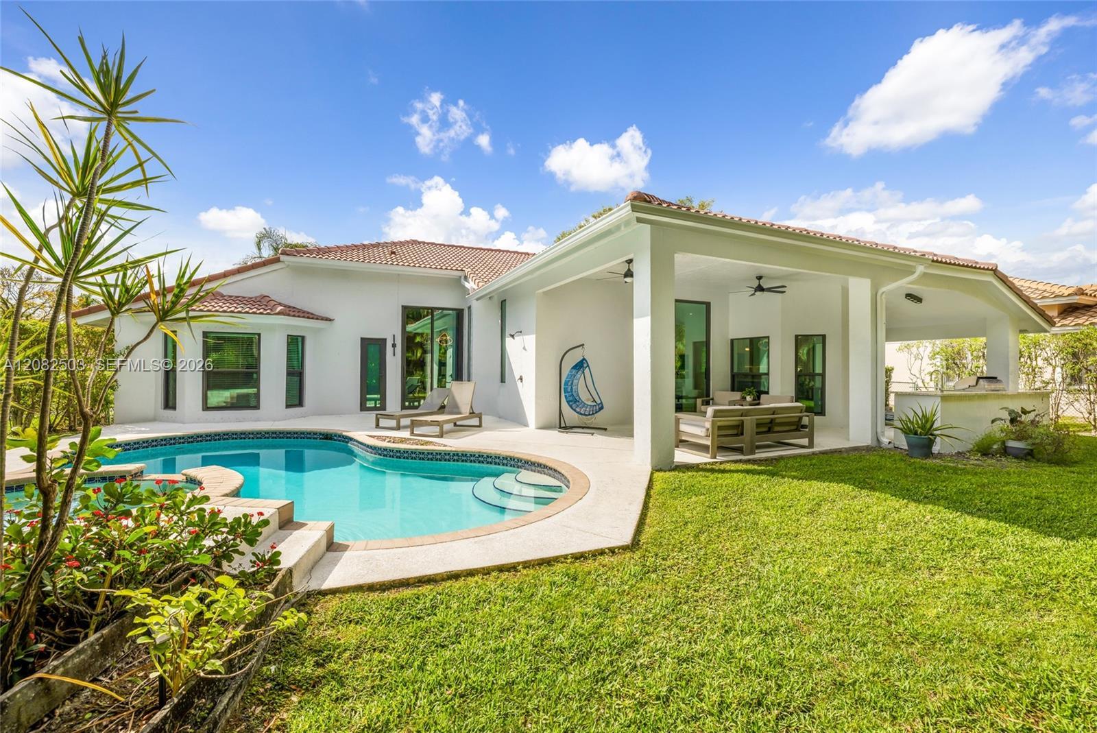 6586 NW 97th Dr, Parkland FL 33076