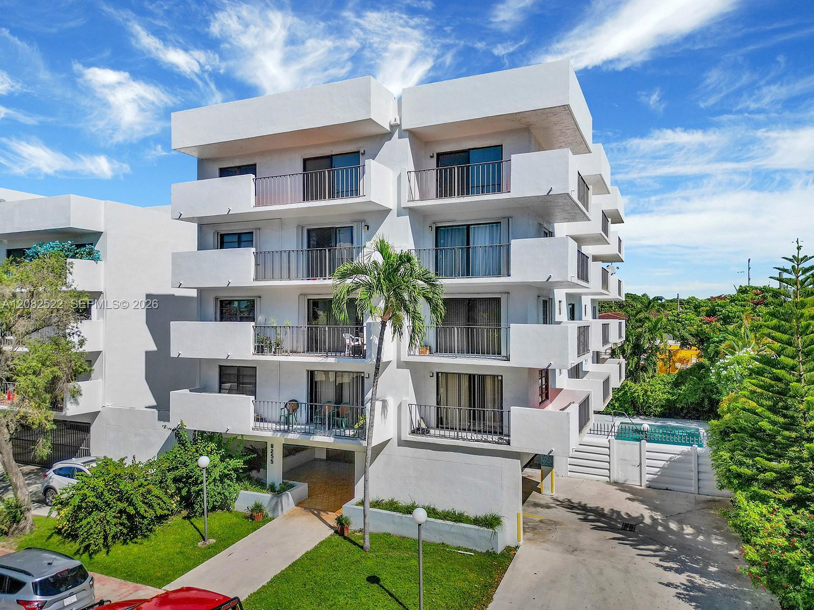 8255 Abbott Ave # 406, Miami Beach FL 33141