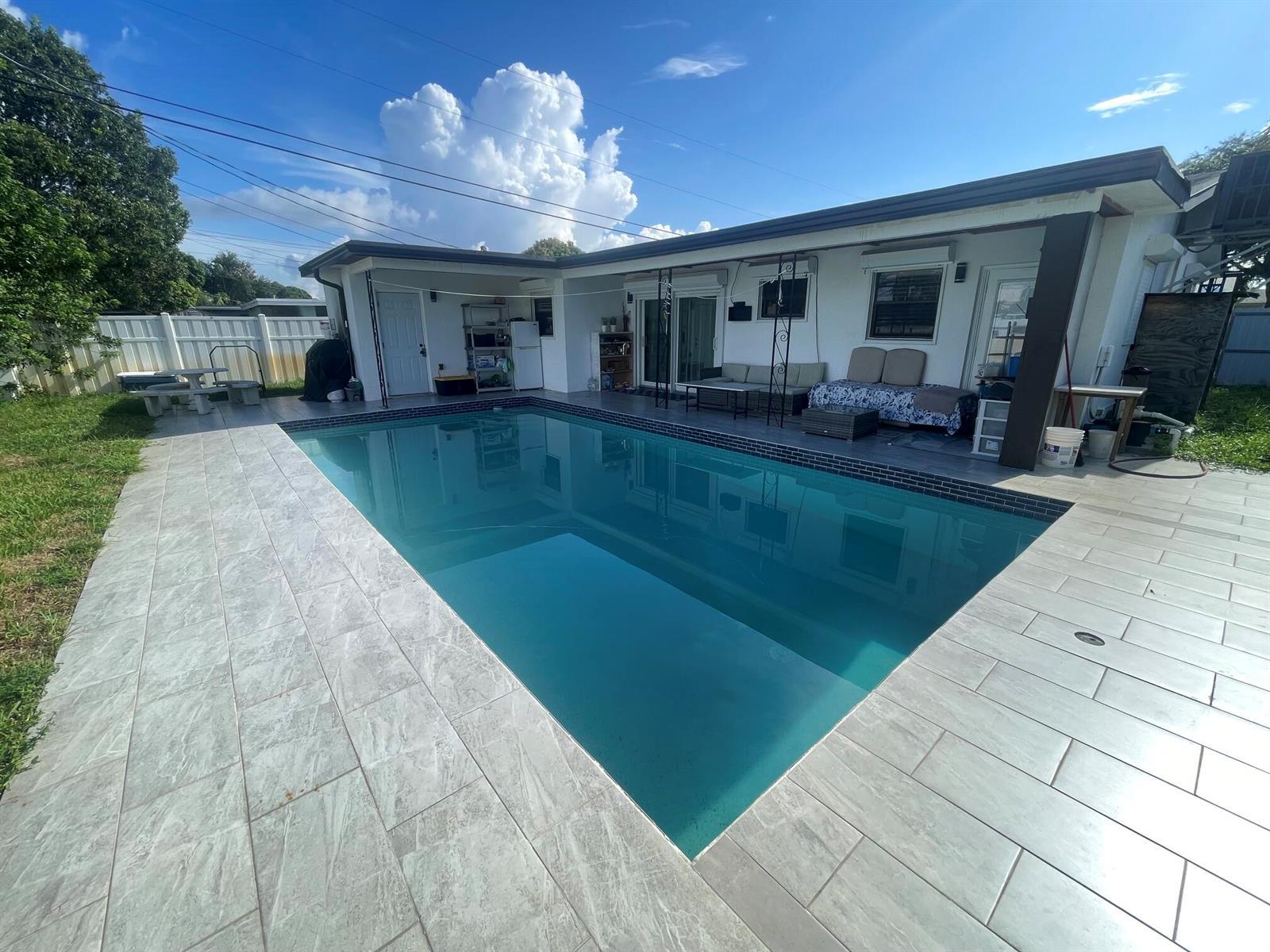 2310 N 67TH Terrace, Hollywood FL 33024