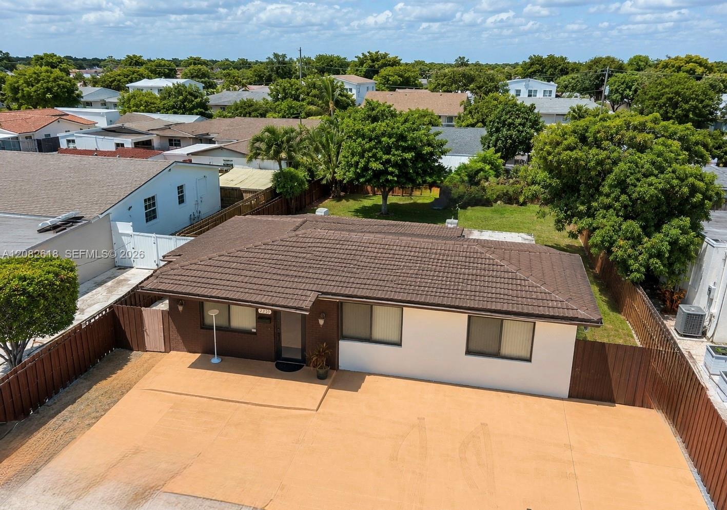2233 SW 16th St, Miami FL 33145
