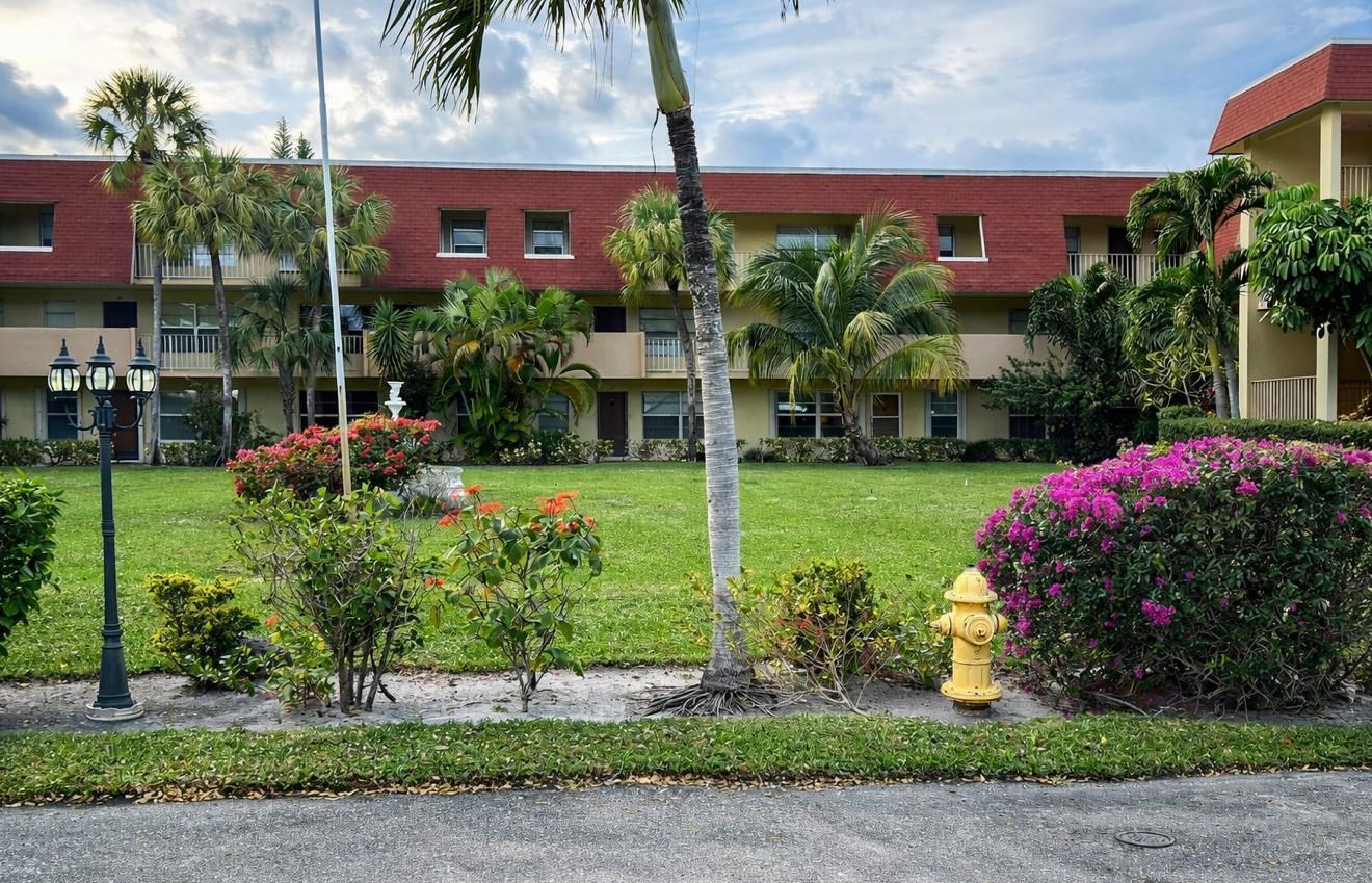 3081 NW 47TH Terrace # 107, Lauderdale Lakes FL 33313